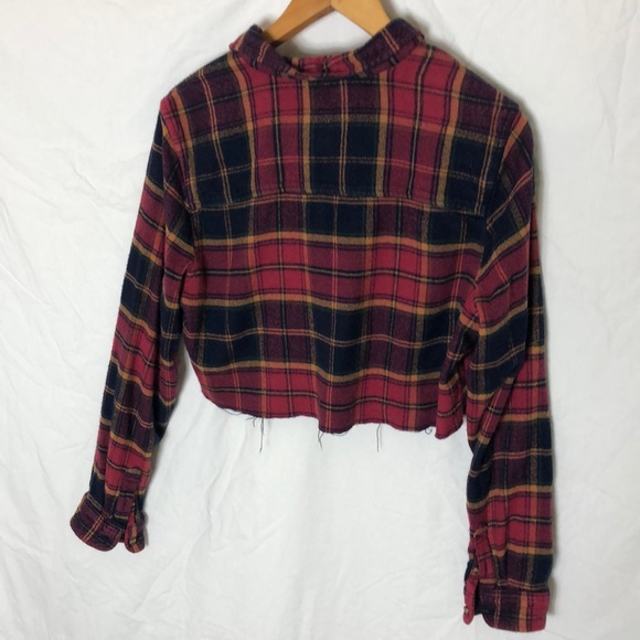 American Eagle Cropped Flannel (C) - Picture 4 of 4